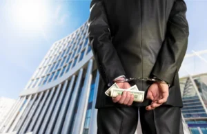 Delito de blanqueo de capitales, qué hacer si te investigan